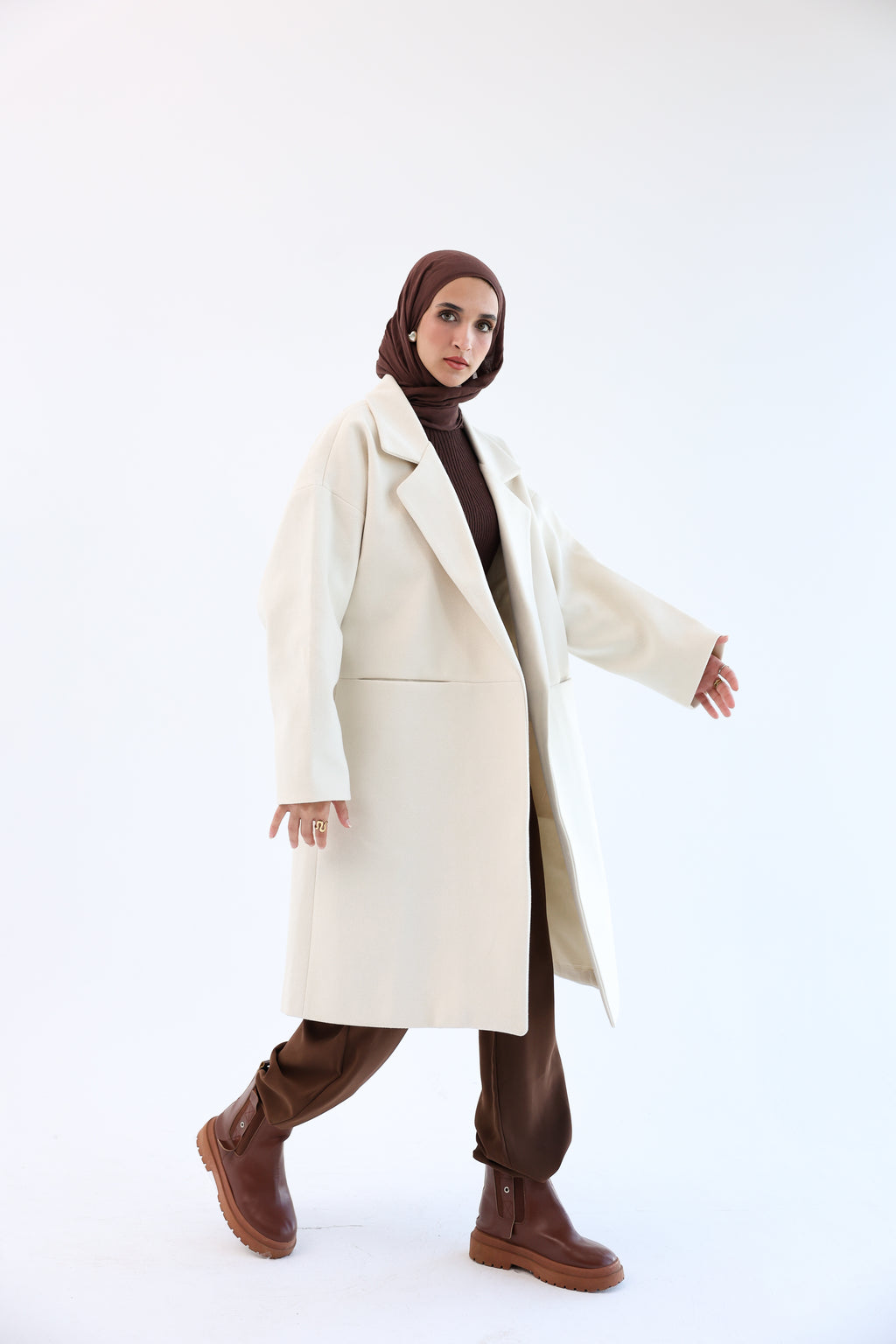 Creamy Gogh Long Coat with scarf