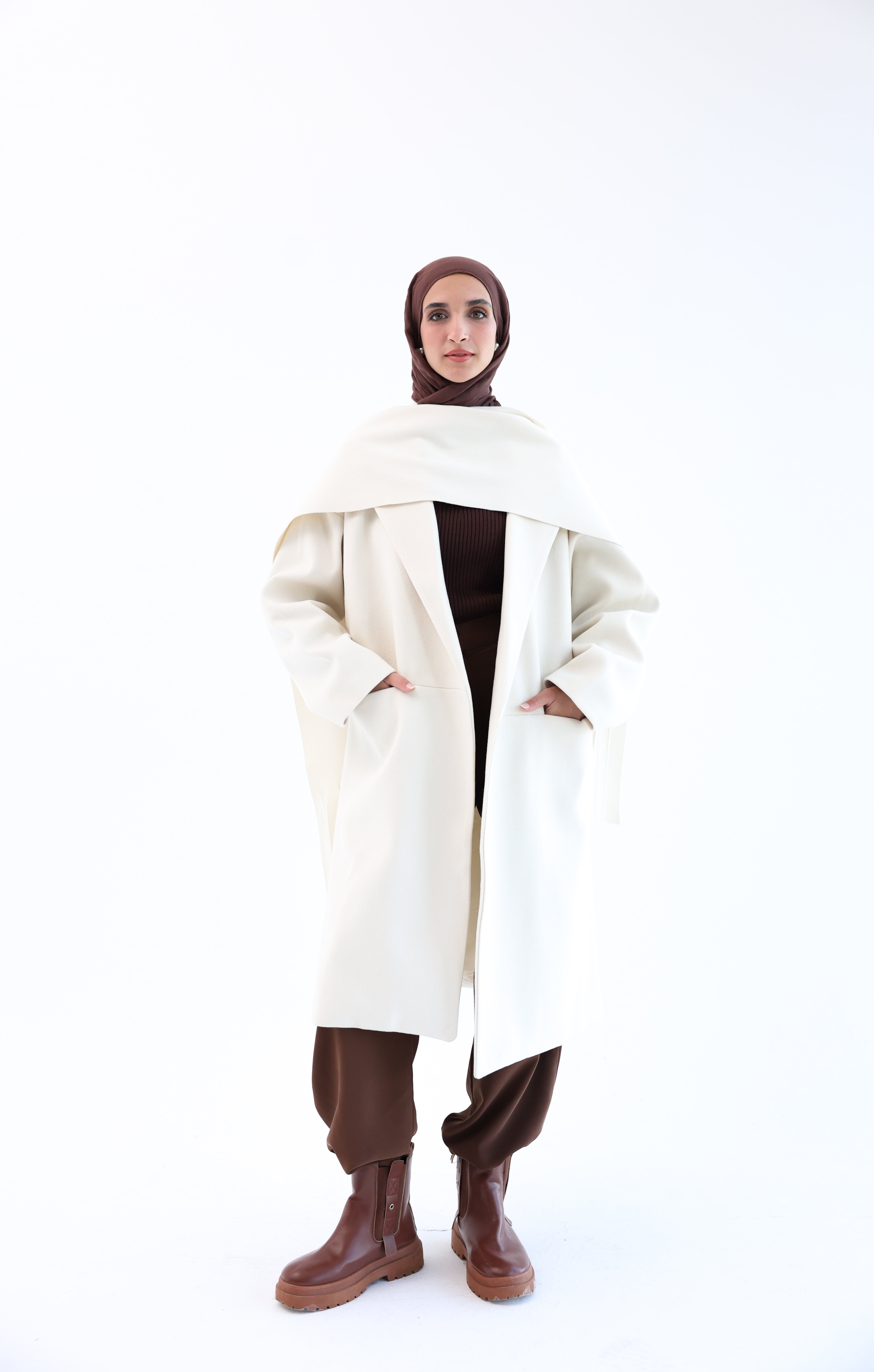 Creamy Gogh Long Coat with scarf