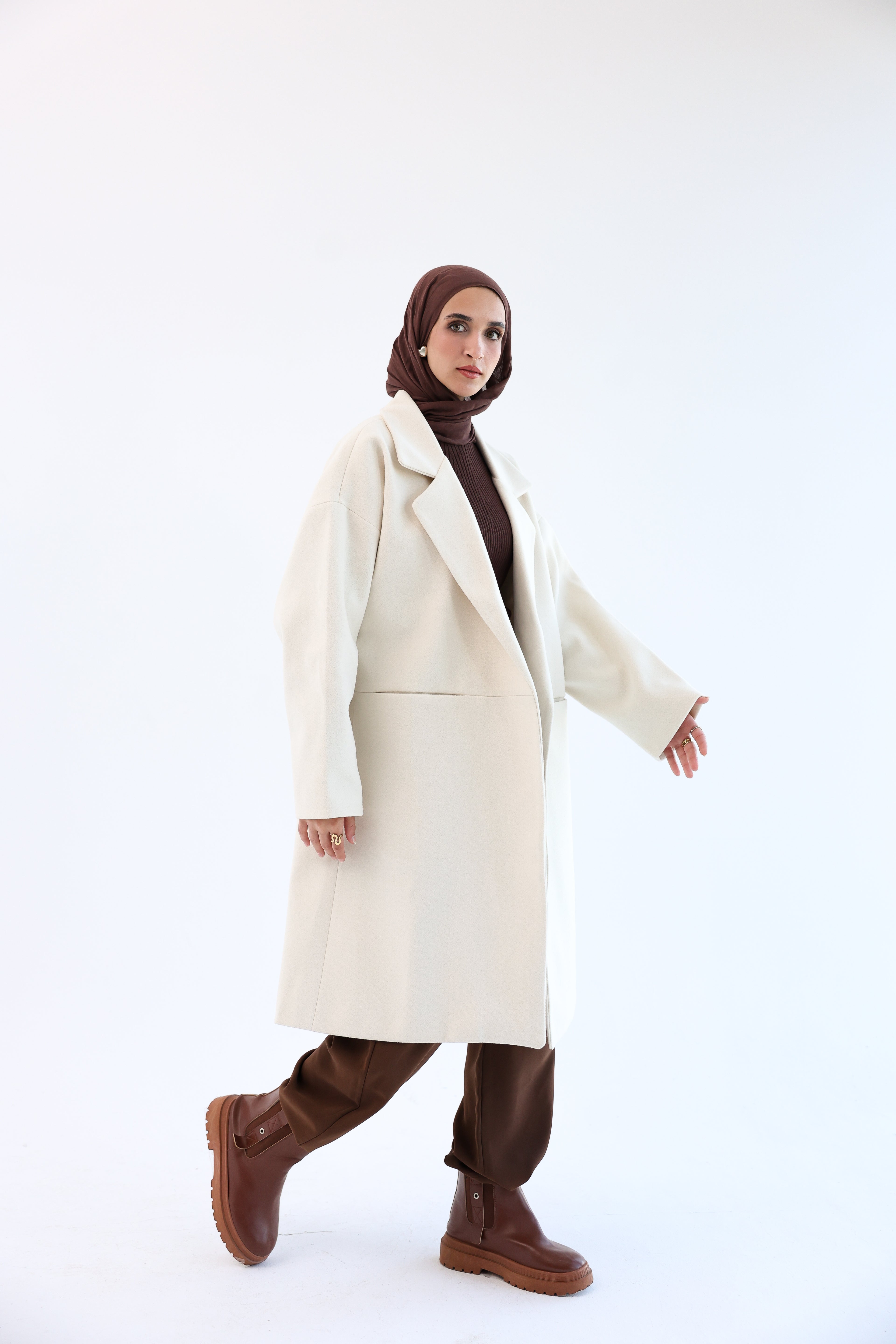 Creamy Gogh Long Coat with scarf