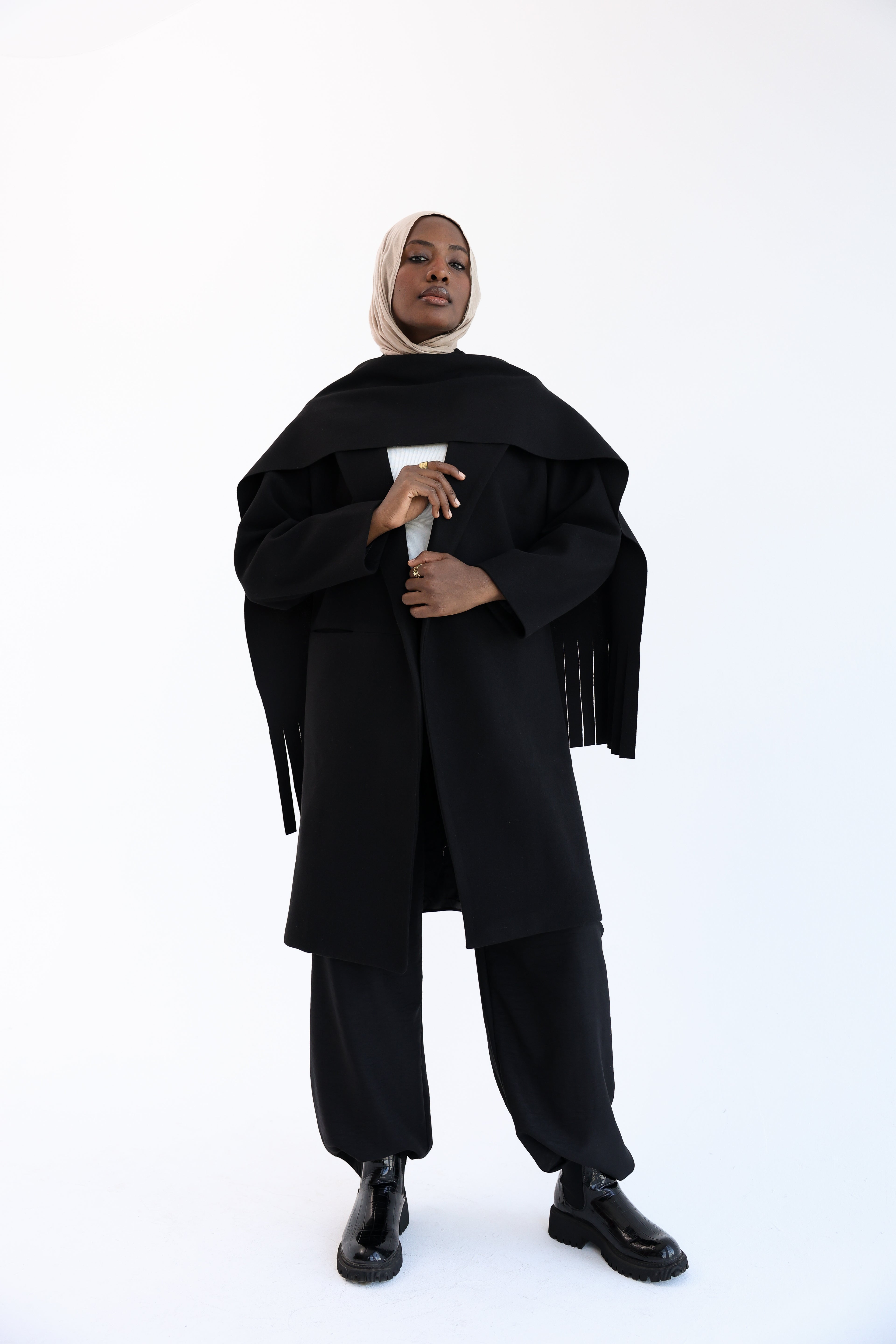 Black Gogh Long Coat with scarf